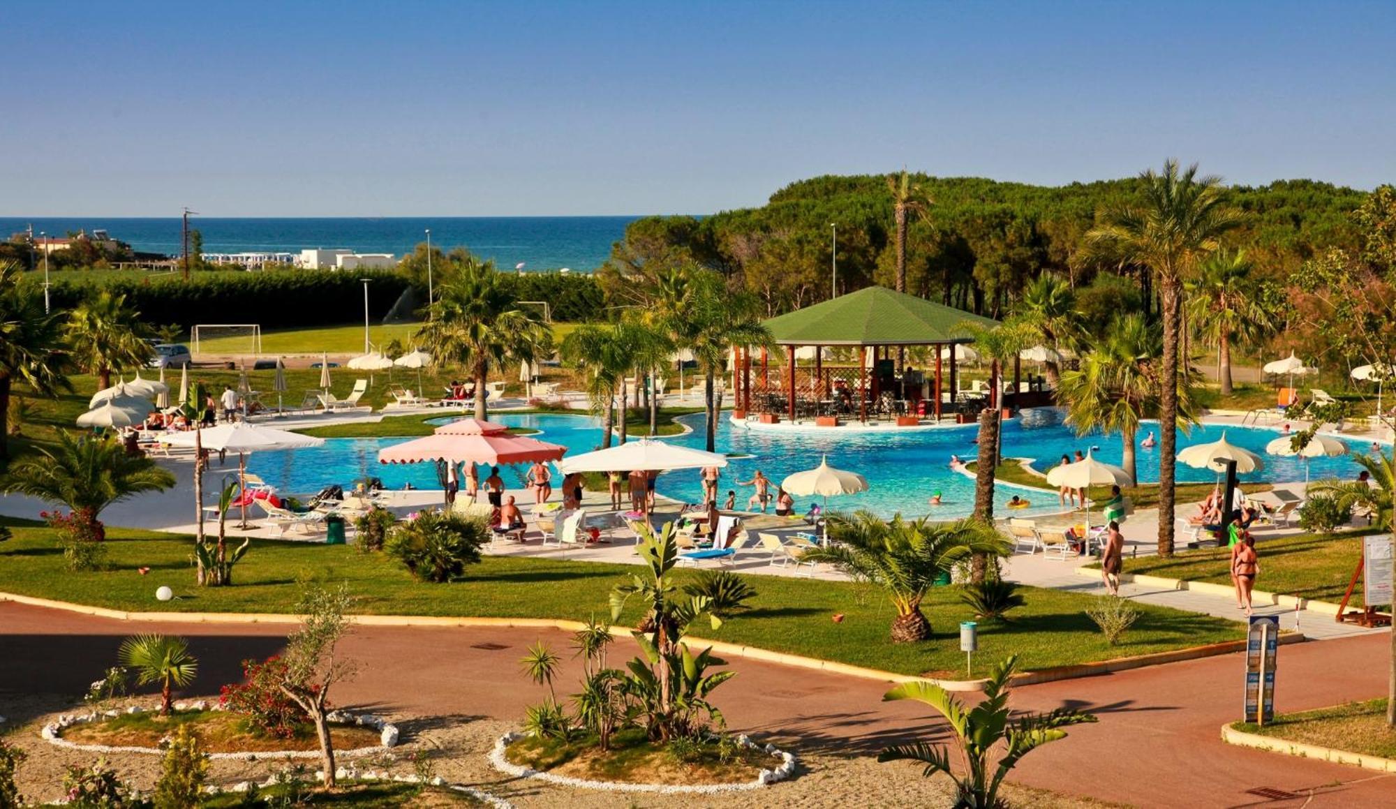 Bv Airone Resort Marina di Sibari Exterior photo